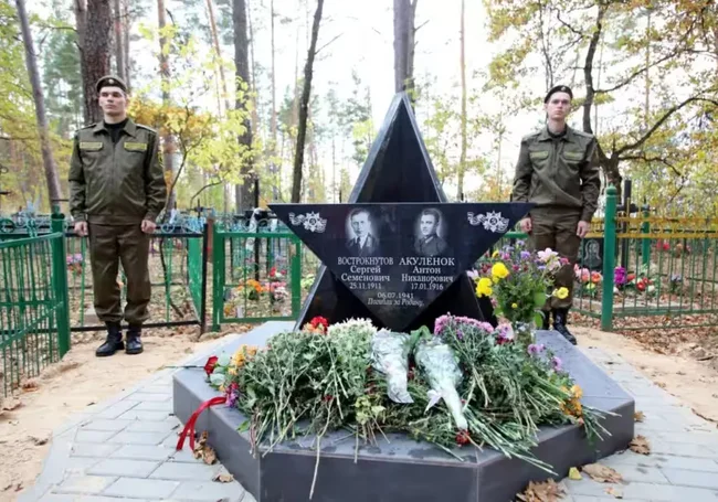 В Броже на Бобруйщине открыли обновленный мемориал советским летчикам