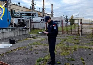 В Могилеве 57-летний рабочий упал с 3-метровой высоты. Мужчина скончался