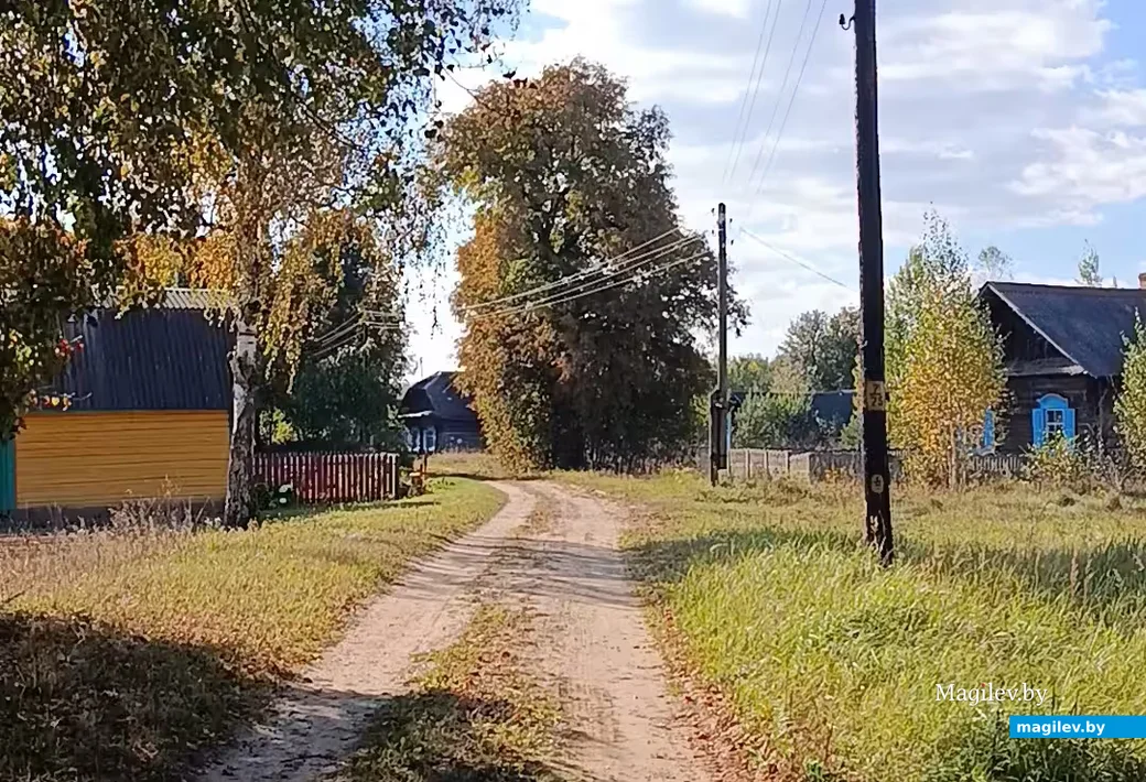    Кастрычнік 2026 г. Вёска Прыварацце Глускі раён.