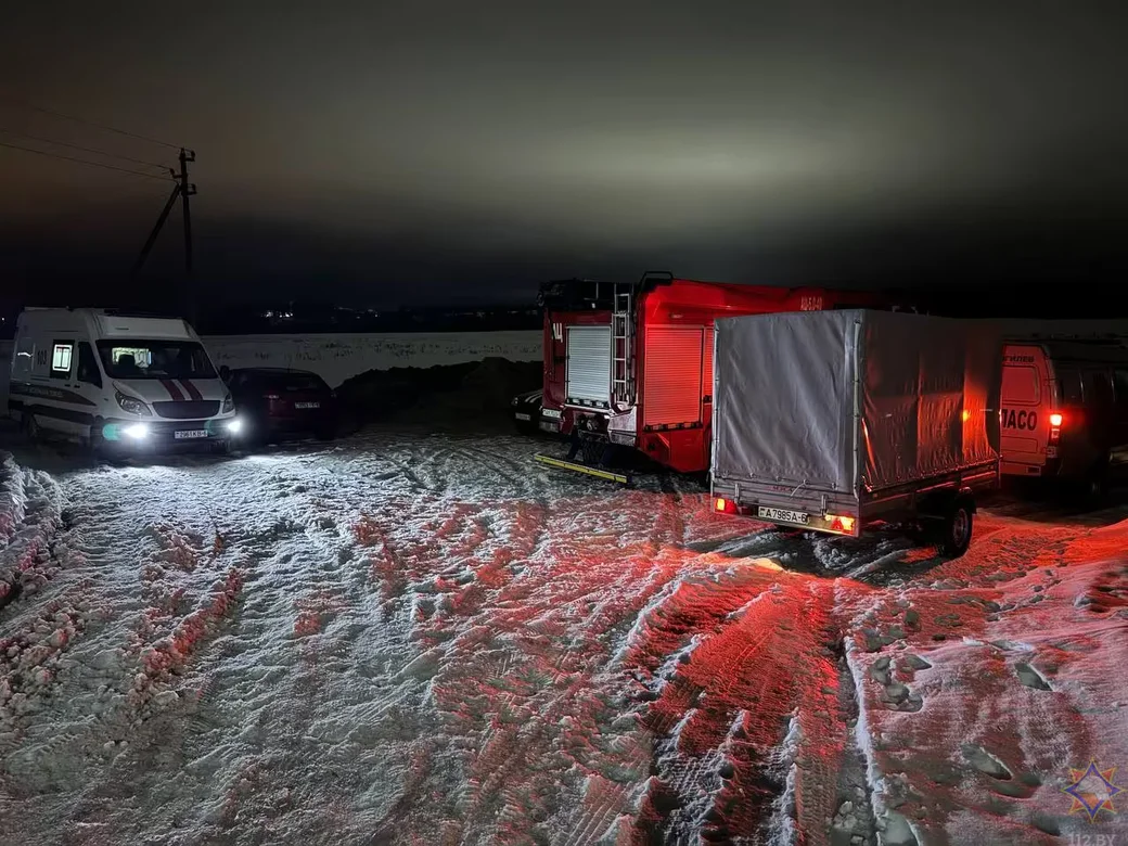 15 февраля 2026 года. В Могилевском районе в заснеженном поле заблудились женщины. Фото: МЧС. 