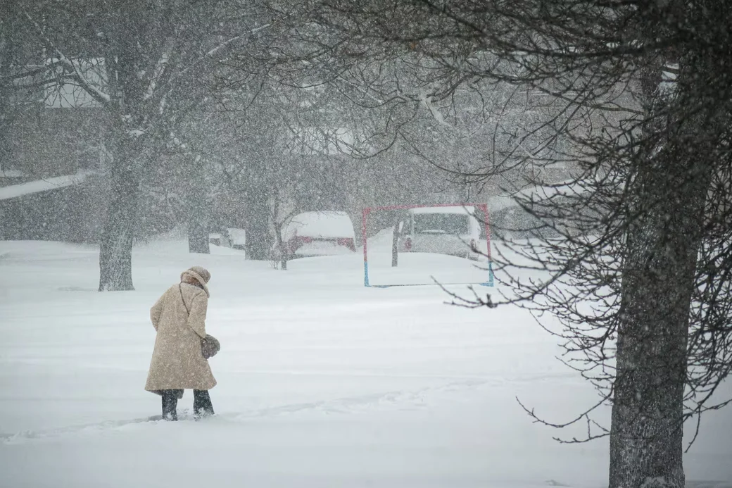 Зима не отступает. Фото: Александр Чугуев.