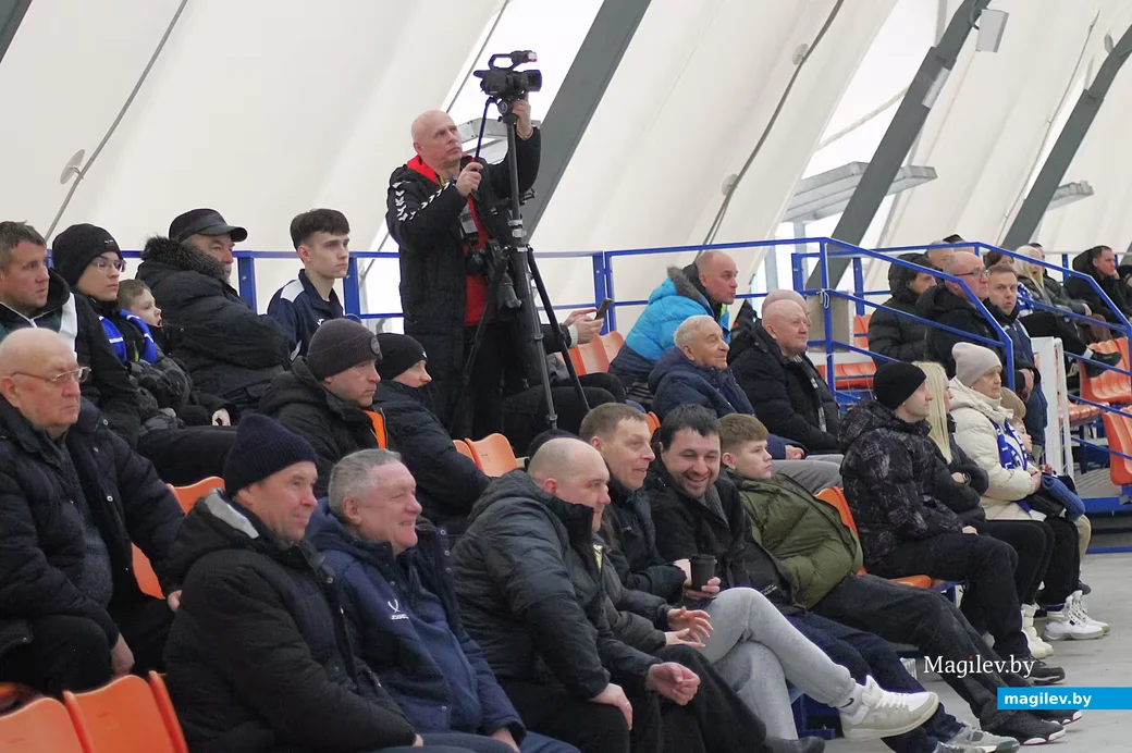  18.02.2026, Могилев. Фрагмент игры «Днепр-Могилев»  – «Слуцк» (в белом).