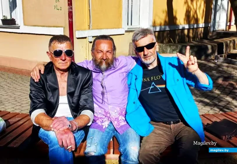  Лето 2024 года, Могилев. Слева – Олег Иванов.