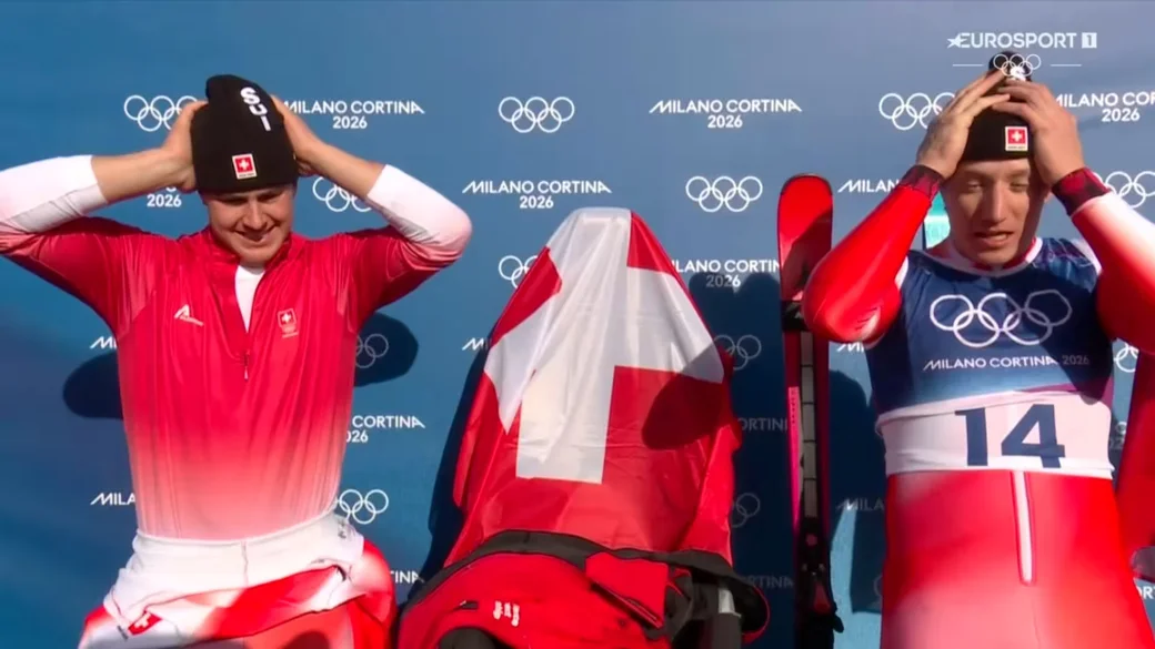 9.02.2026, Олимпийские игры. Франьё фон Альмен и Танги Неф (Швейыцария) ждут когда их обгонят (не
