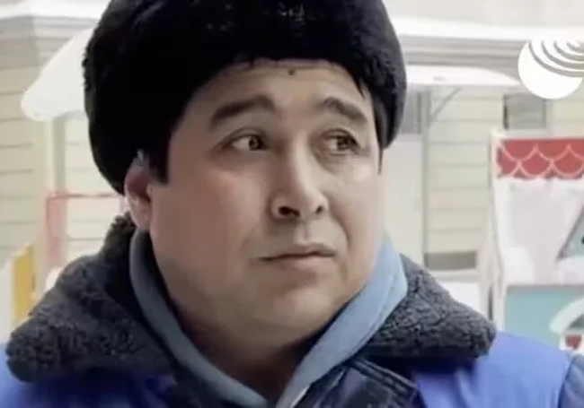 Ребенка, выпавшего из окна седьмого этажа в Санкт-Петербурге спас дворник-узбек