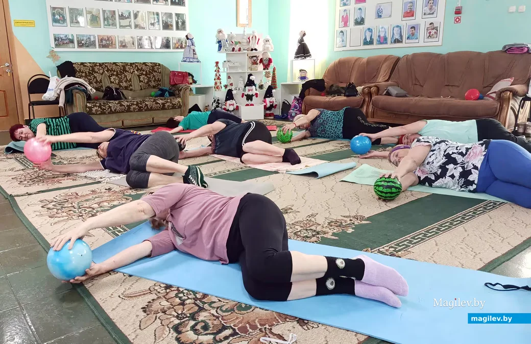 Февраль 2026 г. На занятиях фитнес-кружка в отделении дневного пребывания для граждан пожилого