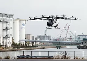 В Японии провели первый испытательный полет летающего автомобиля