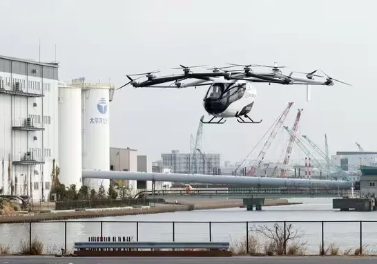 В Японии провели первый испытательный полет летающего автомобиля