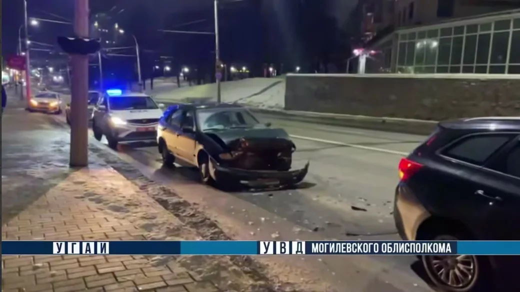  25.02.2026 г. Могилев, ДТП на пр. Мира. Фото: УНАИ УВД Могоблисполкома