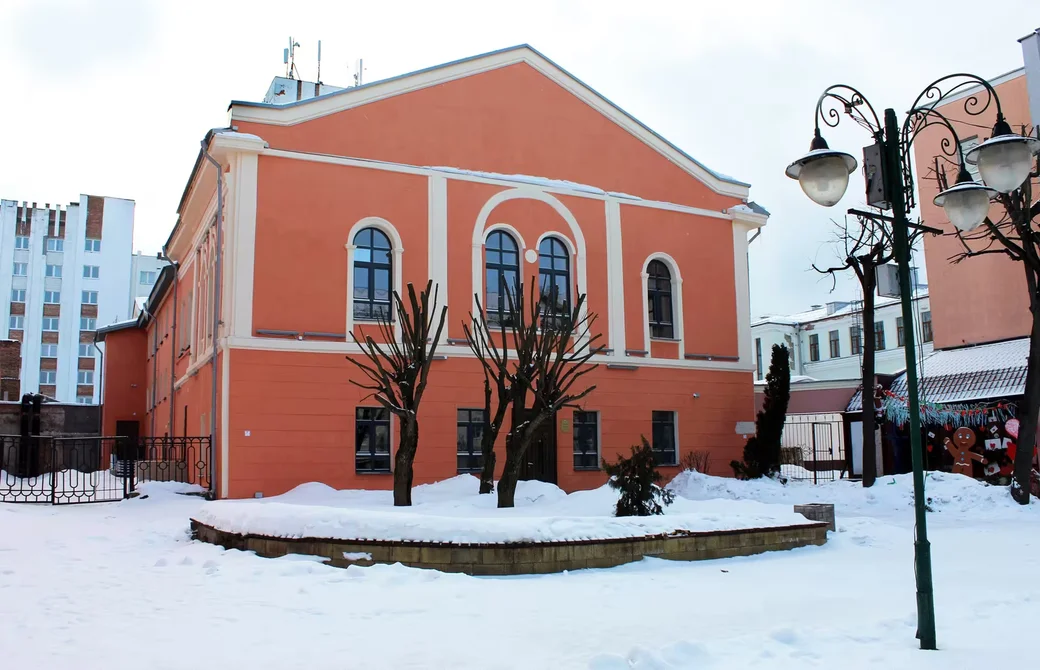 Дом №25 по улице Ленинской в Могилеве. Сейчас здесь Могилевская городская СДЮШОР «Багима»