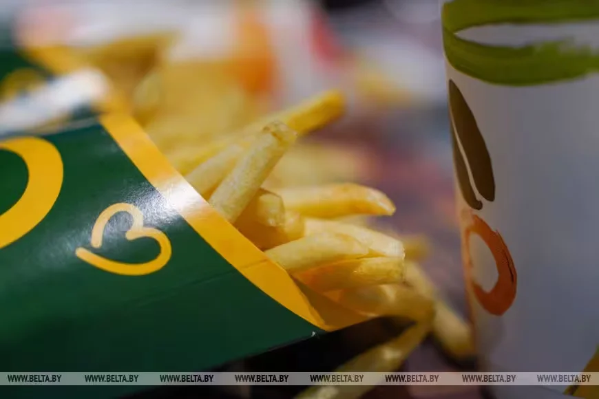 8 марта 2026 года. Лукашенко 8 марта приехал в один из ресторанов сети «Мак.бай» в Минске. Фото: