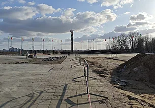 Ремонтируют площадь Славы в Могилеве. Фотофакт