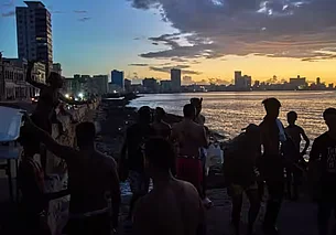 Население Кубы жалуется в соцсетях на дефицит продуктов питания, электроэнергии, топлива