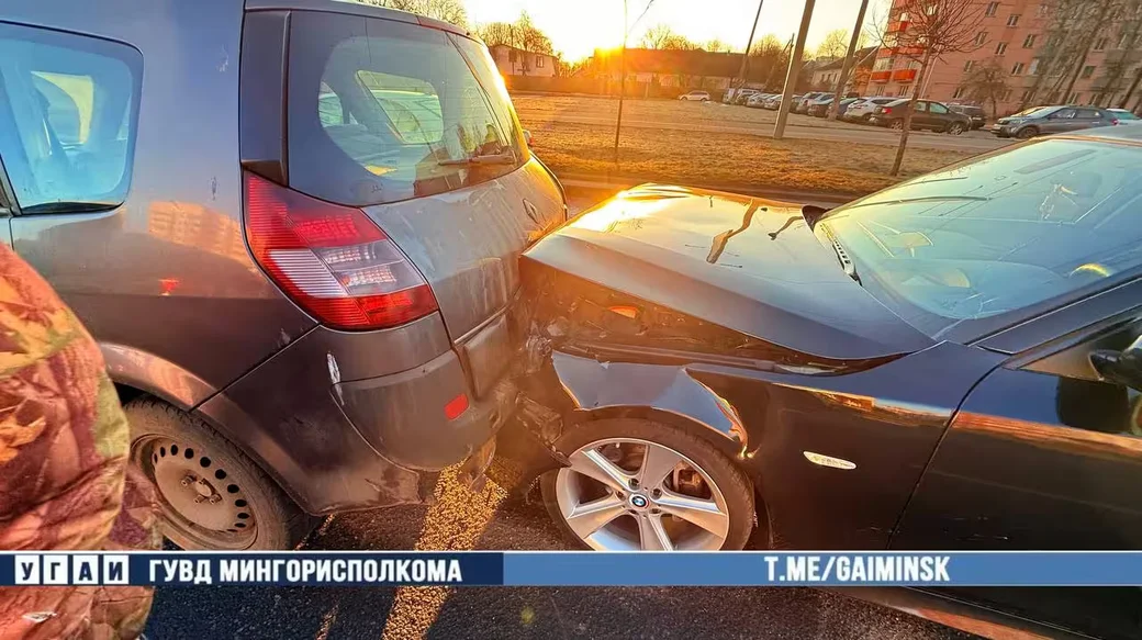 18 марта 2026 года. Шесть автомобилей столкнулись в Минске на проспекте Дзержинского. Фото: ГАИ. 