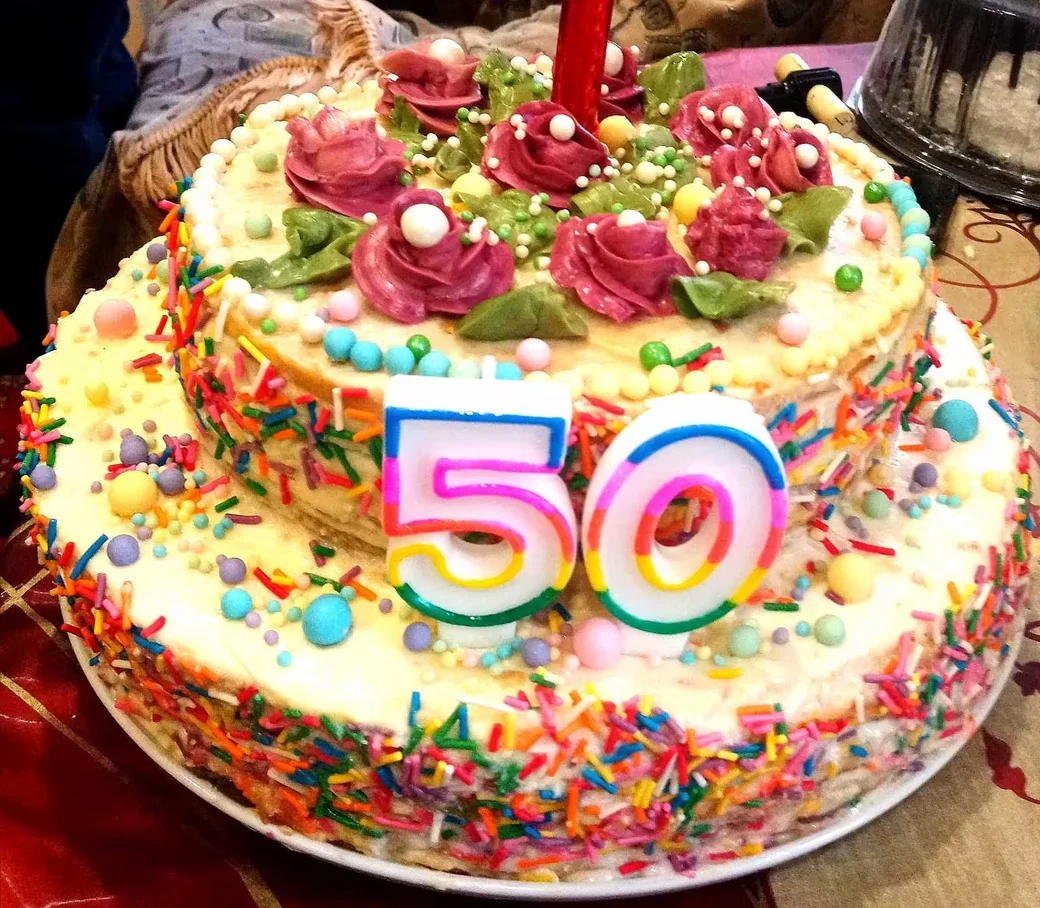  Тортики - только для своих. 