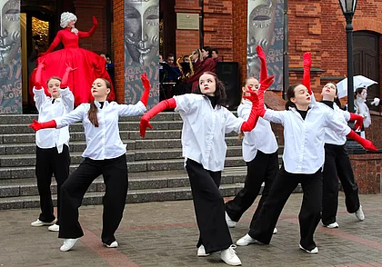 Театральный фестиваль «Март-контакт» открылся в Могилеве. Фоторепортаж