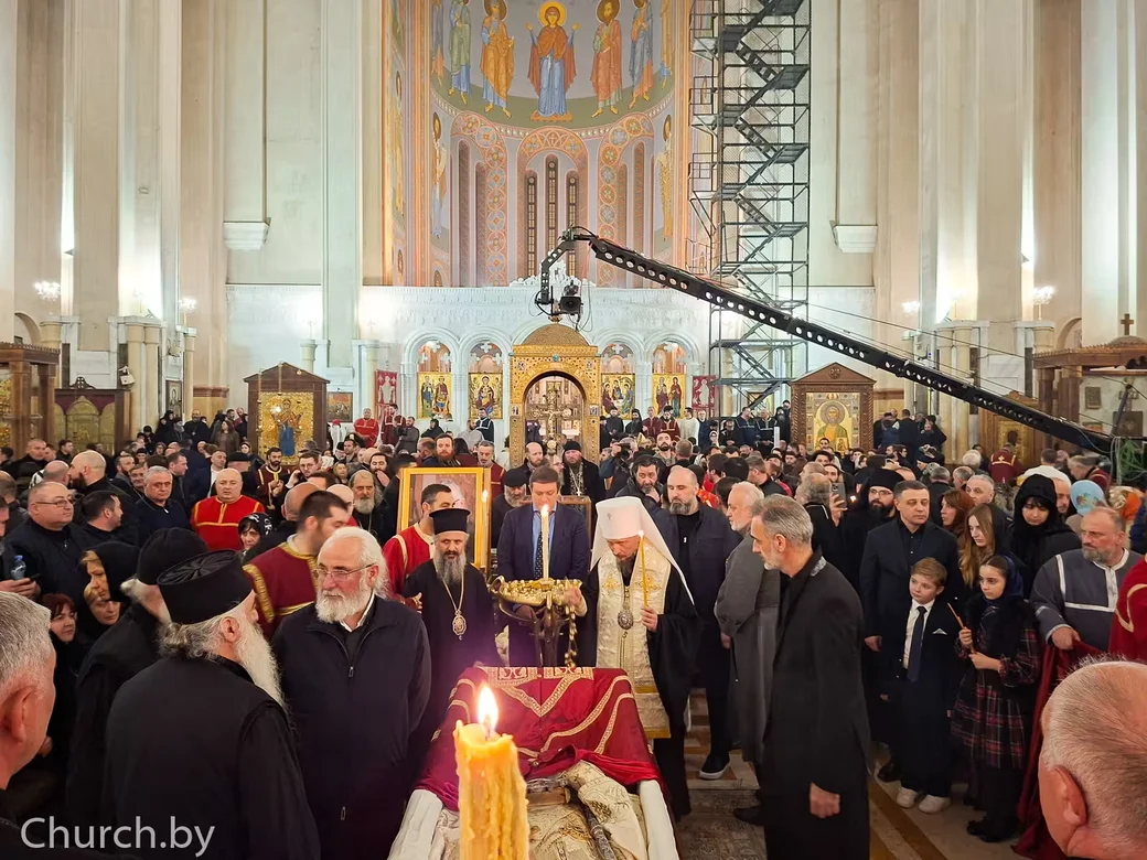 Прощание с новопреставленным Католикосом-Патриархом всея Грузии Илией II. Фото: church.by.