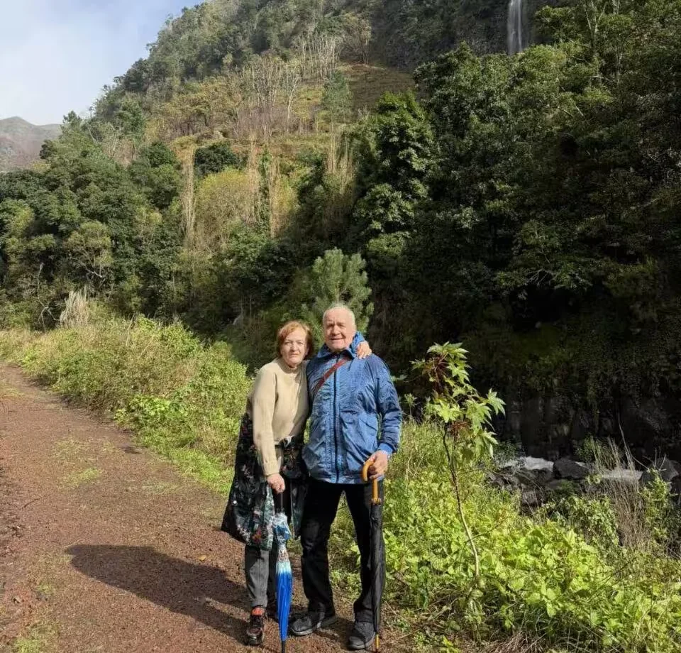 Елена Селех на Мадейре с мужем.  