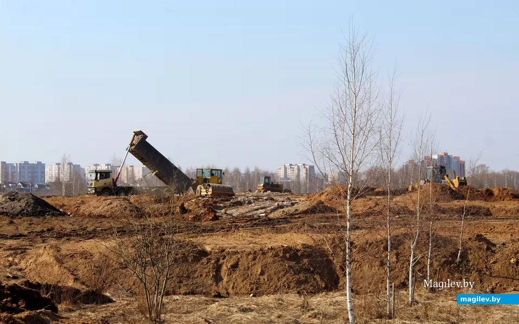  26 марта 2026 года. Могилев. Строительство спорткомплекса на берегу Днепра. 