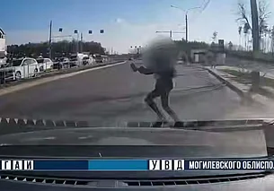 На улице Крупской в Могилеве 13-летняя школьница попала под машину