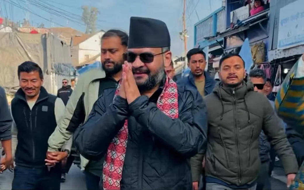  Балендра Шах. Кадр из видео.