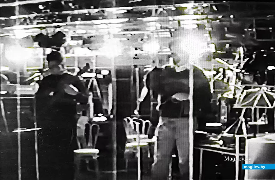 16.06.1989, Могилев. Ресторан гостиницы «Турист». Последнее выступление Марата Фарберова (справа)