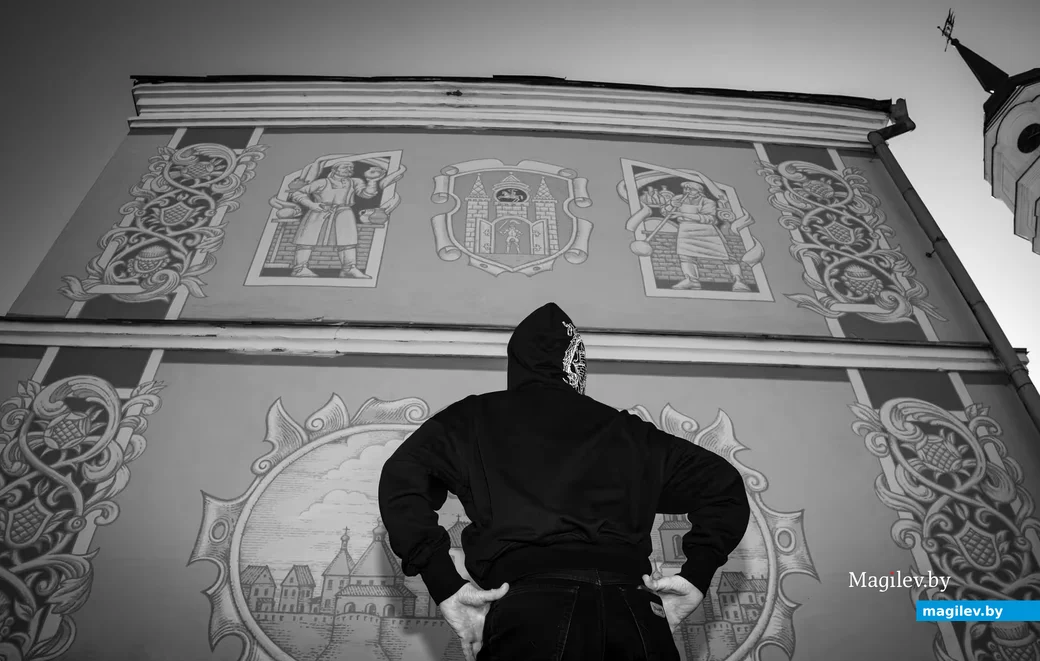   Март 2026-го, Могилев. Фотосессия у Ратуши.