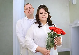 «Я написал Даше, и мы с другом поехали в Бобруйск». Свадебная пара недели