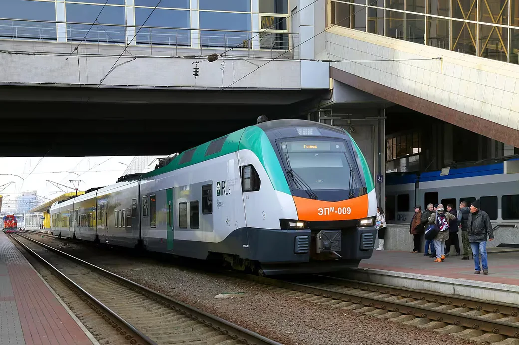 Белорусская железная дорога на апрельские и майские праздники назначила более 40