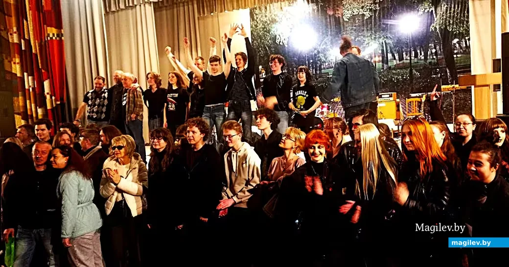 04.04.2026, Могилев, ДК «Моготекс». Выступление  рок-групп «The Pinkies»  и «Барон Мюнхгаузен». До, во