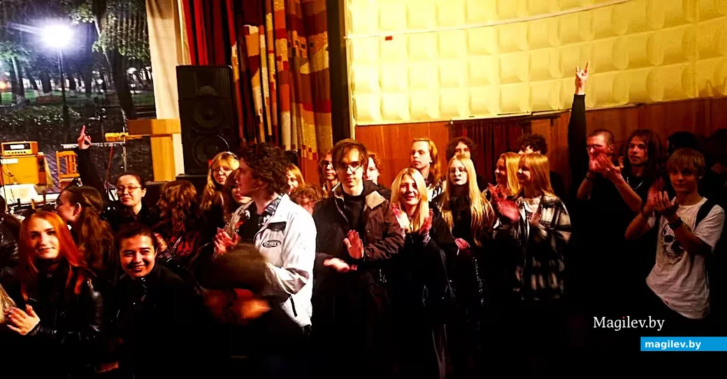 04.04.2026, Могилев, ДК «Моготекс». Выступление  рок-групп «The Pinkies»  и «Барон Мюнхгаузен». До, во