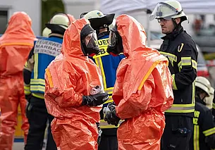 В Германии двое мужчин искали в саду пасхальные яйца, а нашли флакон с полонием