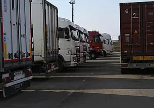 ГТК: порядка 1,3 тысяч литовских фур покинули Беларусь