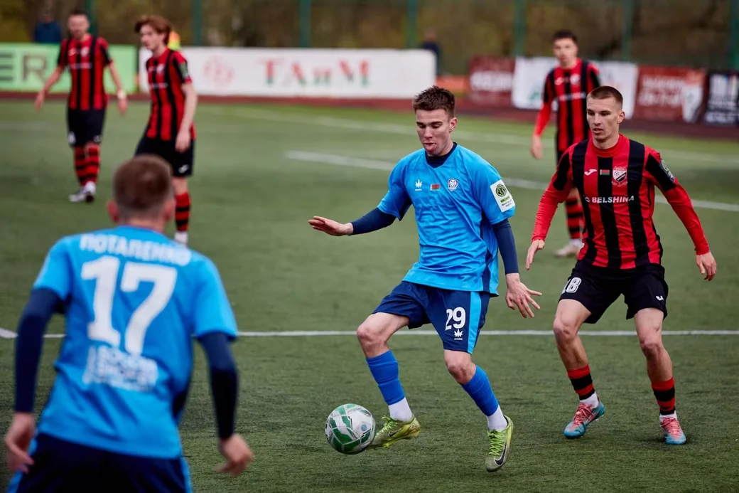 10 апреля 2026 года. В Бобруйске «Белшина» встречалась с могилевским «Днепром». Фото: Святослав