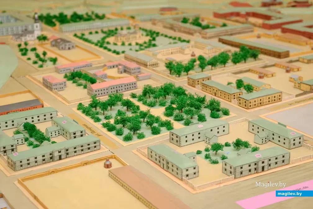 04.04.2026. Макет Бобруйской крепости создали в Центре туризма, краеведения и экскурсий детей и