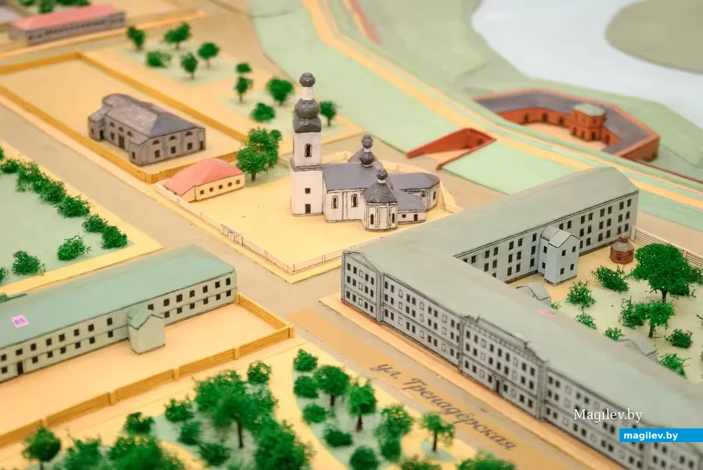 04.04.2026. Макет Бобруйской крепости создали в Центре туризма, краеведения и экскурсий детей и