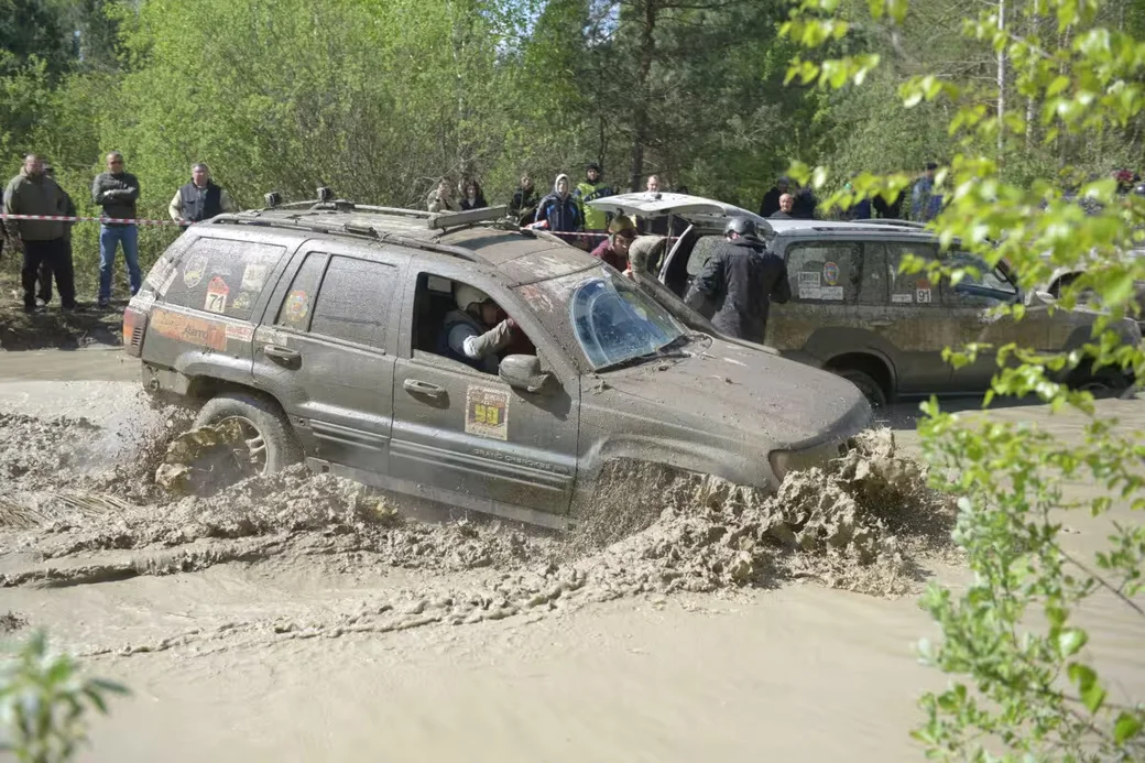 Первенство по джип-спринту «Дорогами Победы». Фото из архива Бобруйского райисполкома. 