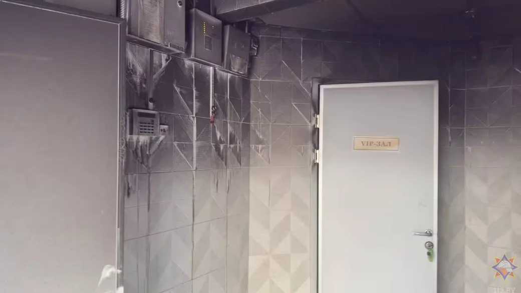 18 апреля 2026 года.  Пожар в кафе на улице Первомайской в Могилеве:. Фото МЧС. 