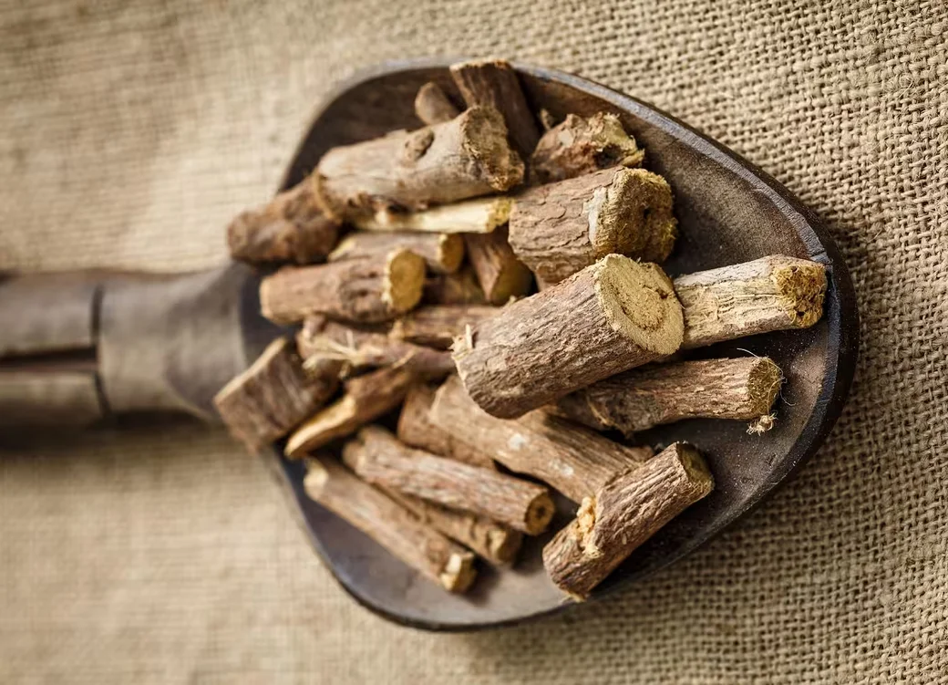  Корень солодки. Фото: pixabay.com.