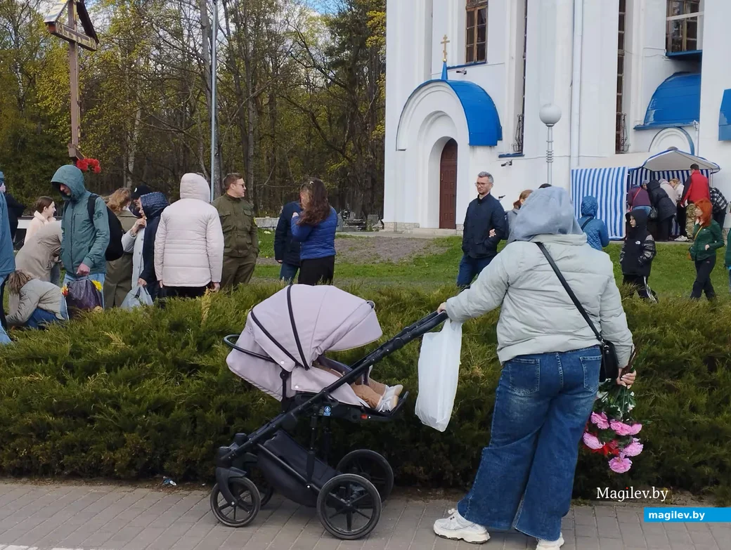 В Бобруйске прошла акция «Радуница без пластика» .  