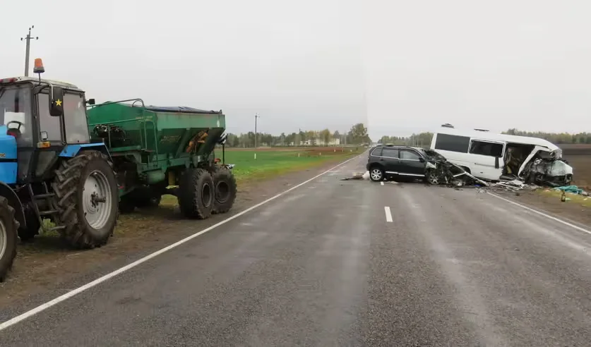  10 октября 2025 года. ДТП с участием маршрутного такси в Светлогорском районе. Фото: СК.