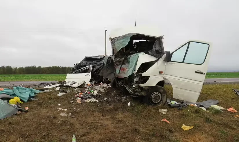  10 октября 2025 года. ДТП с участием маршрутного такси в Светлогорском районе. Фото: СК.