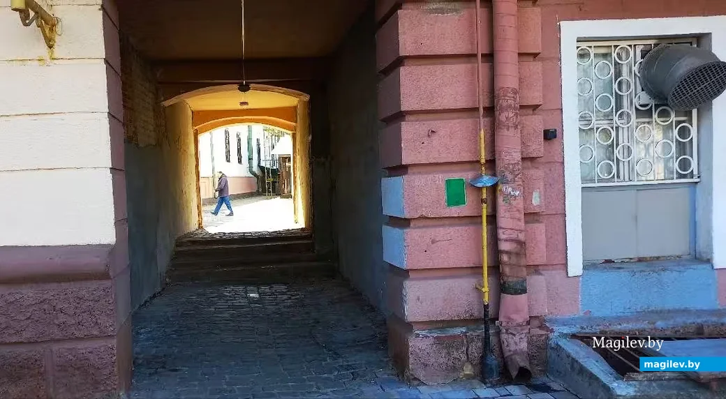   Апрель 2026-го, Могилев, ул. Ленинская, 6.