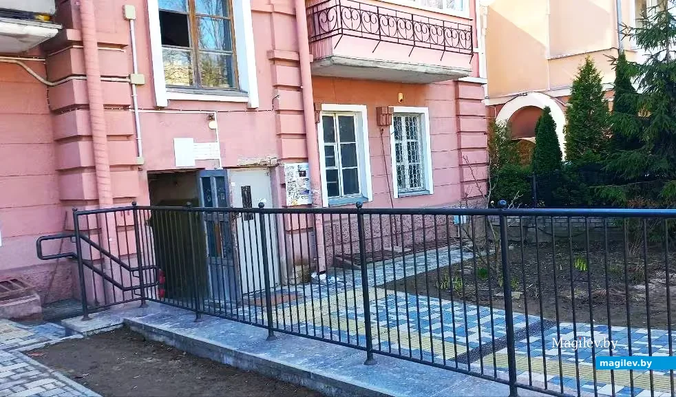   Апрель 2026-го, Могилев, ул. Ленинская, 6.