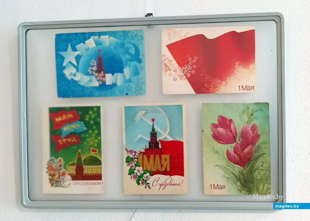  29.04.2026 г. Выставка первомайских открыток в музее Глуска.
