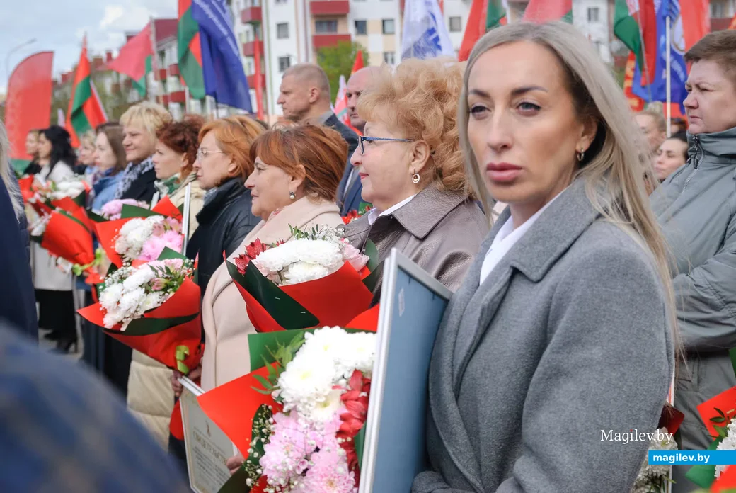 29.04.2026. Октябрьская улица. Торжественная церемония занесения лучших трудовых коллективов