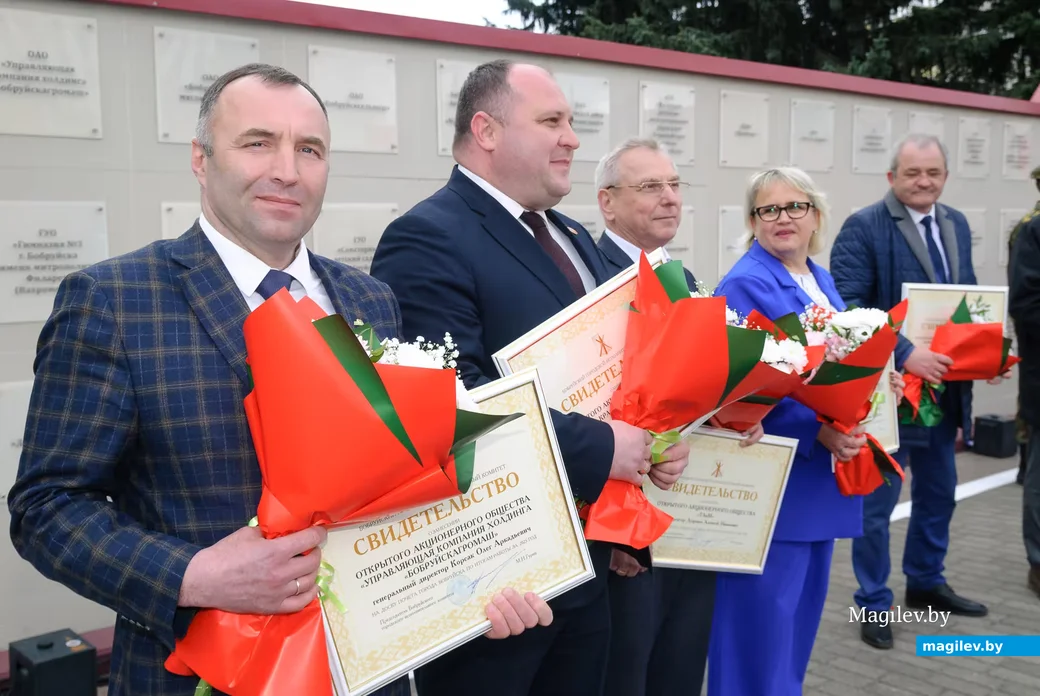 29.04.2026. Октябрьская улица. Торжественная церемония занесения лучших трудовых коллективов