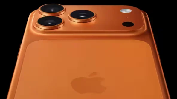  Линейка iPhone 17 стала самой продаваемой за всю историю Apple. Фото: Apple.