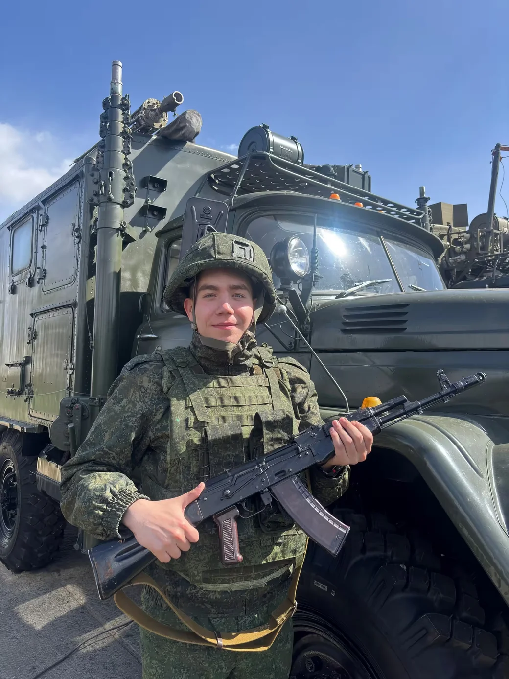 Никита Чернявчик,  военнослужащий 1-го радиотехнического центра войсковой части 48694. Фото