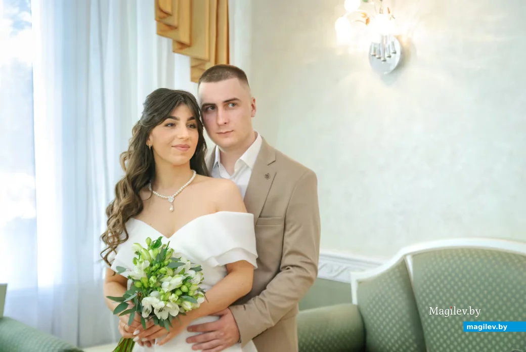 07.05.2026. Отдел ЗАГС Бобруйского горисполкома. Свадебная пара. Карина и Егор